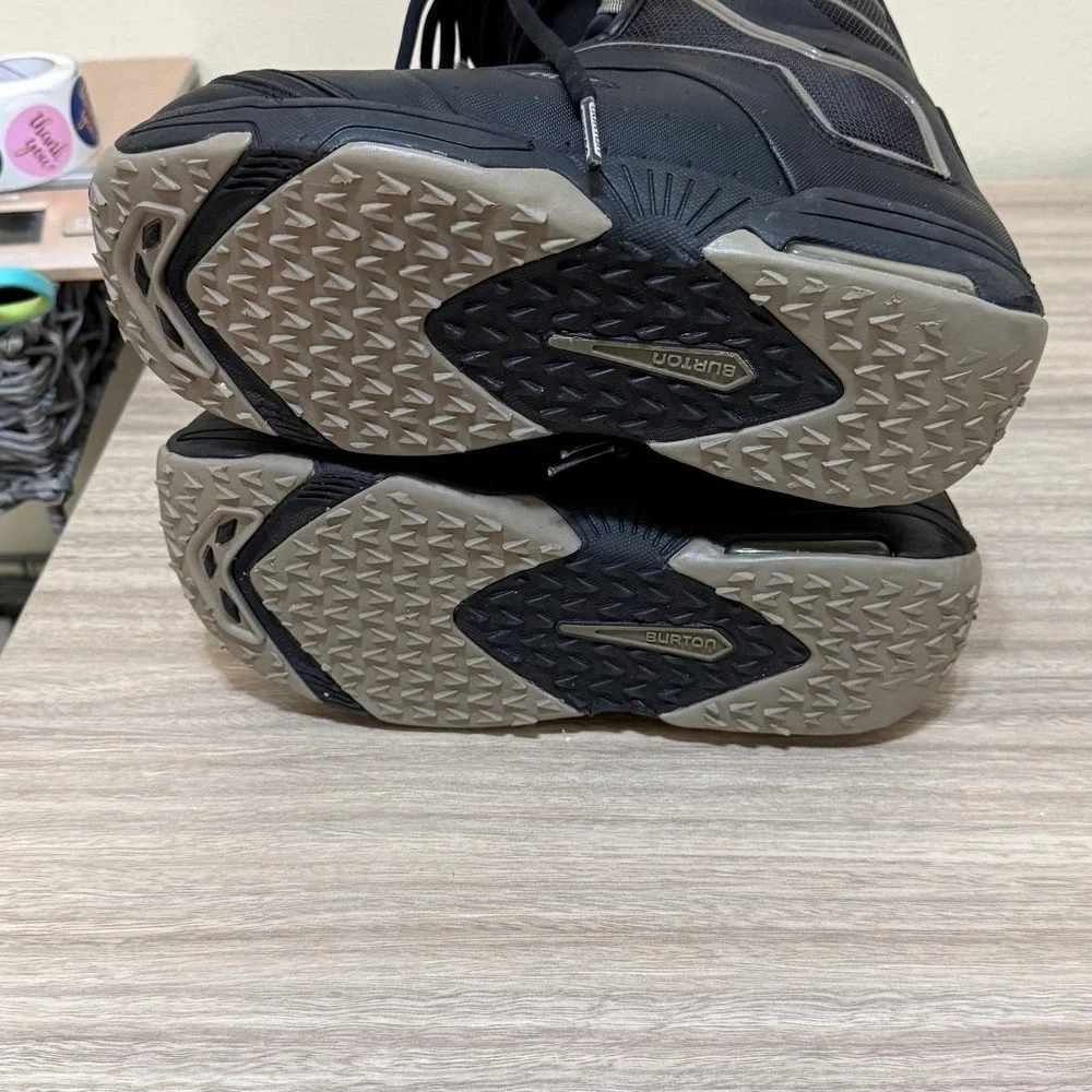 Burton Men Hail‎ Snowboard Boots 9 Black Tan Lace Up Freestyle Gorpcore Alpine